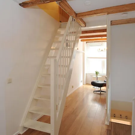 Angel Canal House Апартаменты Амстердам