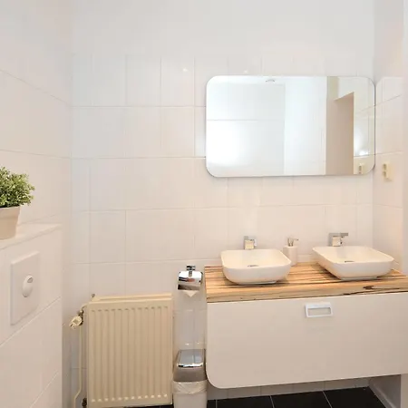 Апартаменты Angel Canal House Амстердам